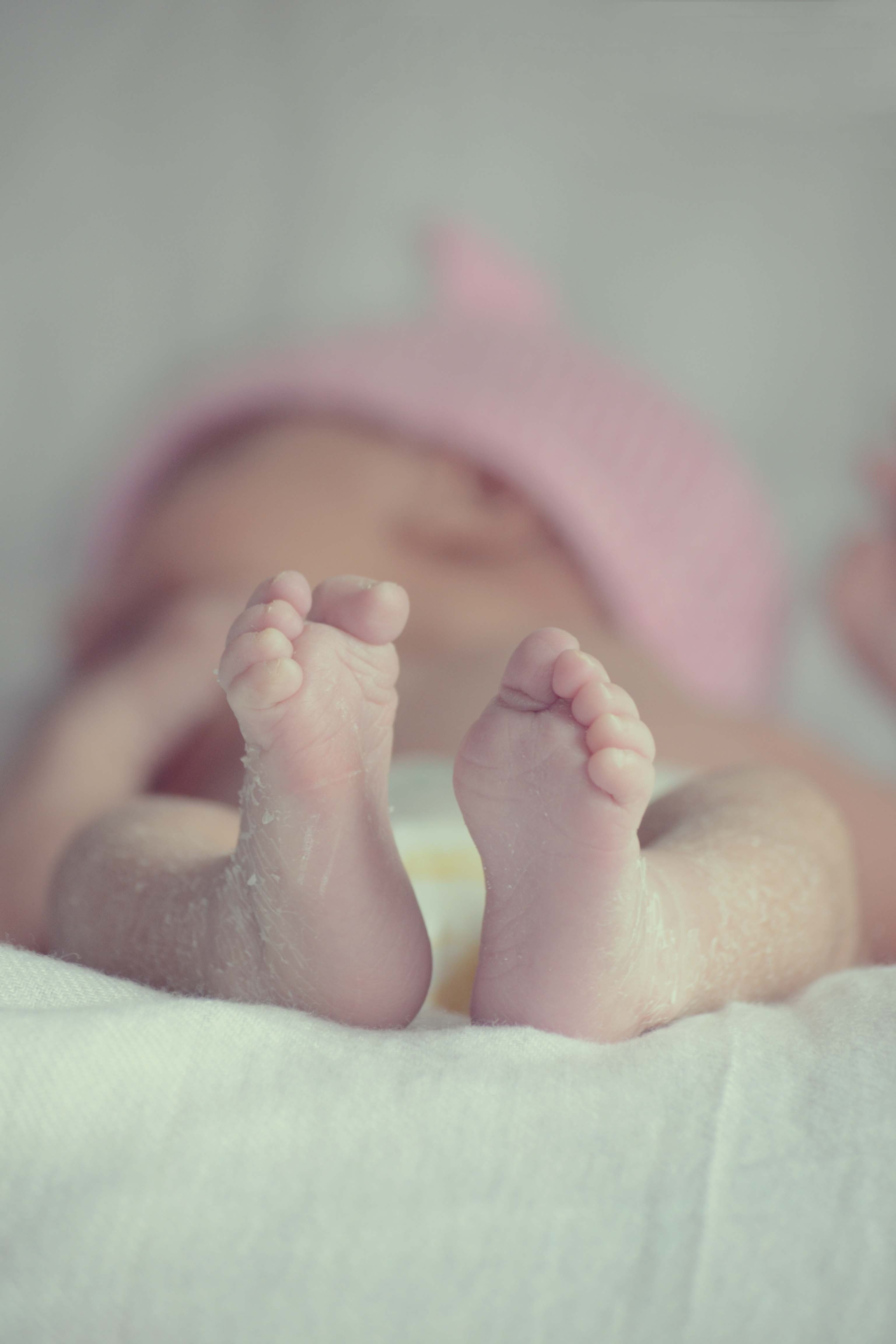 newborn baby feet